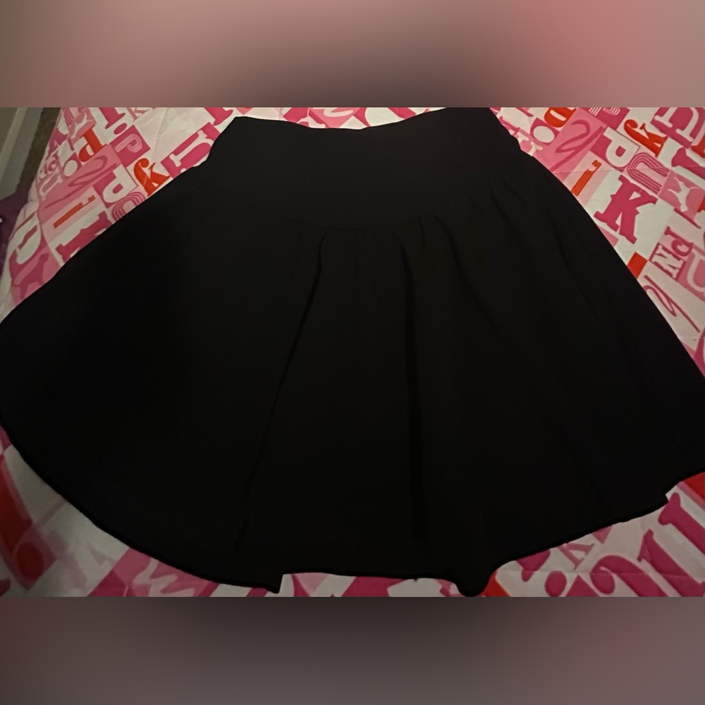 SHEIN Classic Black Skater Skirt